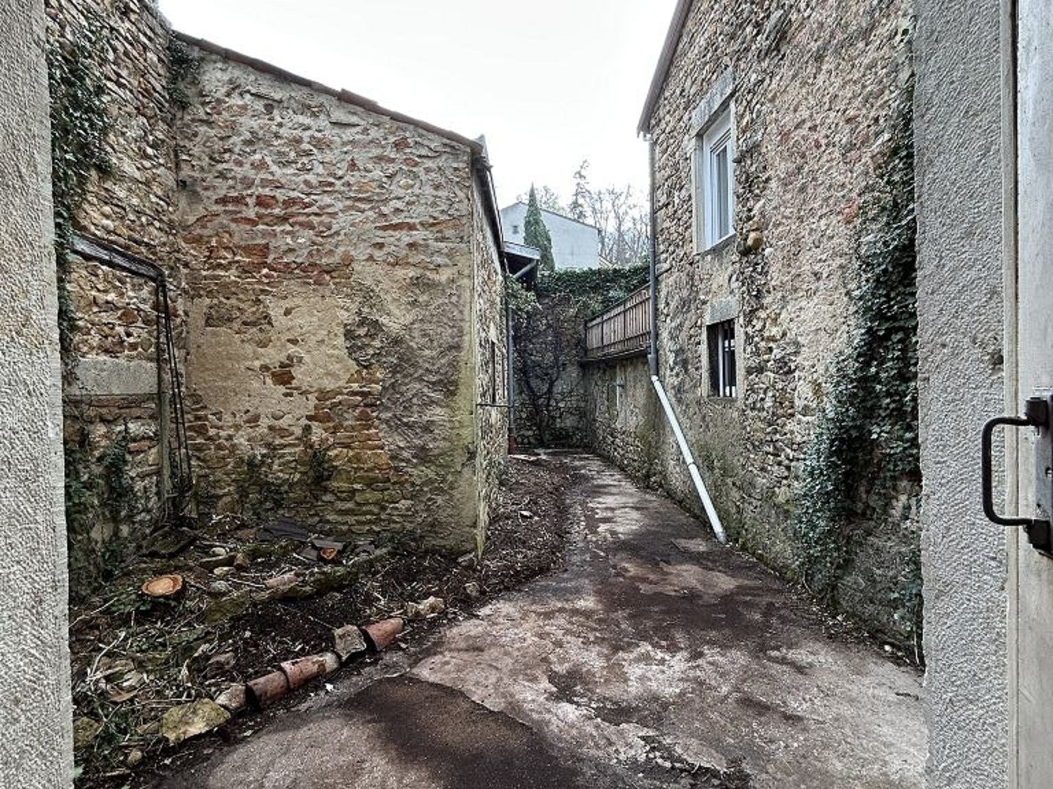 Maison de ville LAGNIEU (01150) Hervé LUC Immobilier