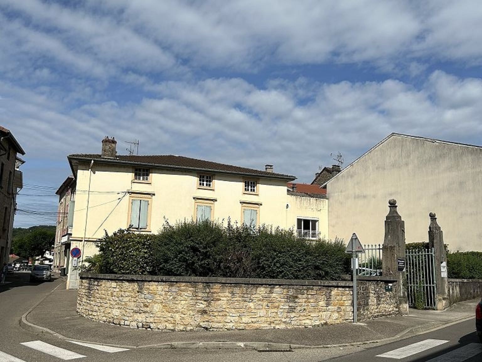 Propriété LAGNIEU (01150) Hervé LUC Immobilier